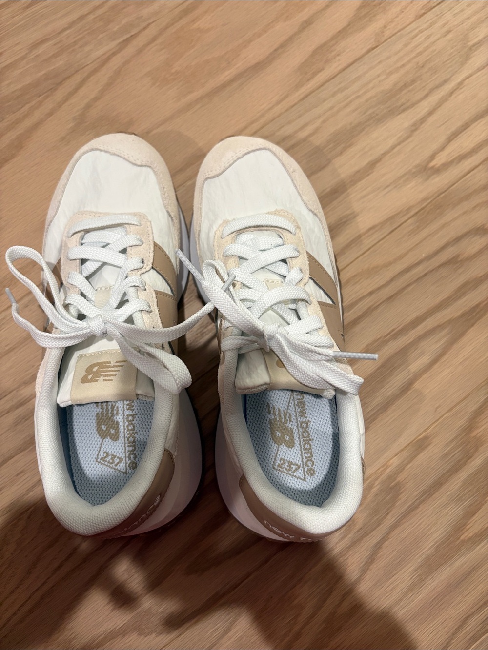 Women’s 7.5 New Balance 237 White & Cream Retro Trainer Sneakers - Picture 3 of 8